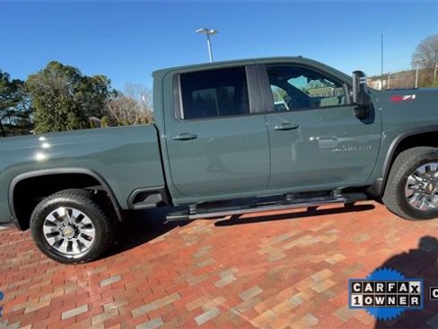 Used 2025 Chevrolet Silverado 2500 LT w/ All Star Edition image 2