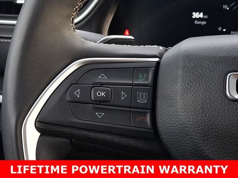 Used 2024 Jeep Grand Cherokee Altitude image 22