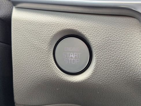 Used 2025 Kia Sorento SX image 18