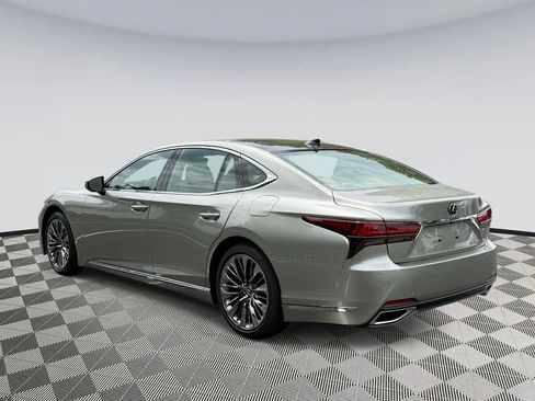 Used 2023 Lexus LS 500 AWD w/ Interior Upgrade Package image 4