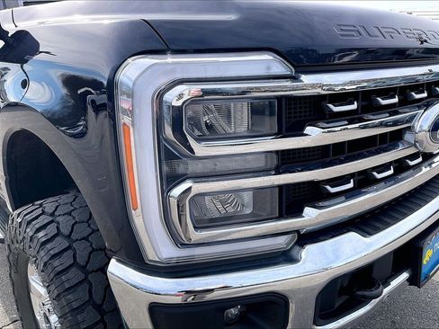 Used 2023 Ford F250 Lariat w/ Lariat Ultimate Package image 31