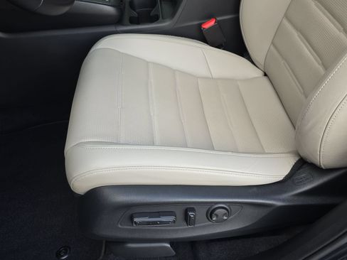 Certified 2025 Honda CR-V EX-L image 29