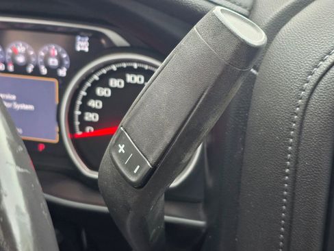 Used 2019 Chevrolet Silverado 1500 High Country image 21