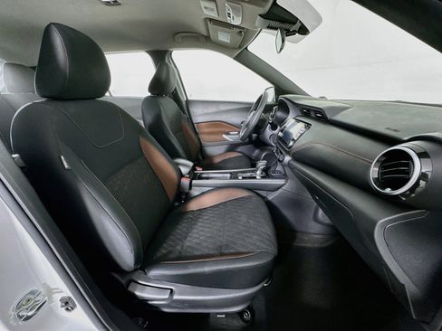 Used 2024 Nissan Kicks SR FWD image 28
