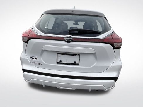 Certified 2025 Nissan Kicks Play S image 14