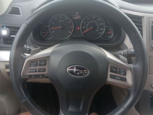 Used 2013 Subaru Legacy 2.5i Premium AWD/4WD image 19