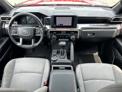 Used 2025 Toyota Tacoma SR5 AWD/4WD image 46