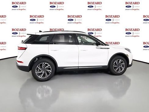 New 2026 Lincoln Corsair Premiere FWD image 9