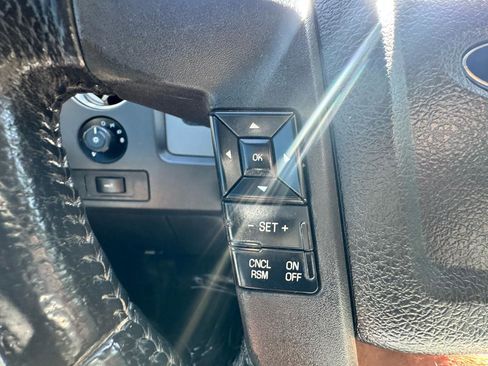 Used 2013 Ford F150 XLT w/ XLT Chrome Pkg AWD/4WD image 23