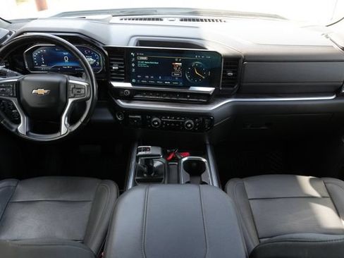 Used 2023 Chevrolet Silverado 1500 LTZ AWD/4WD image 20
