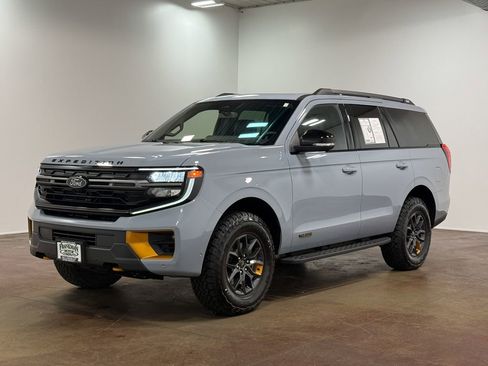 Used 2025 Ford Expedition Tremor image 28