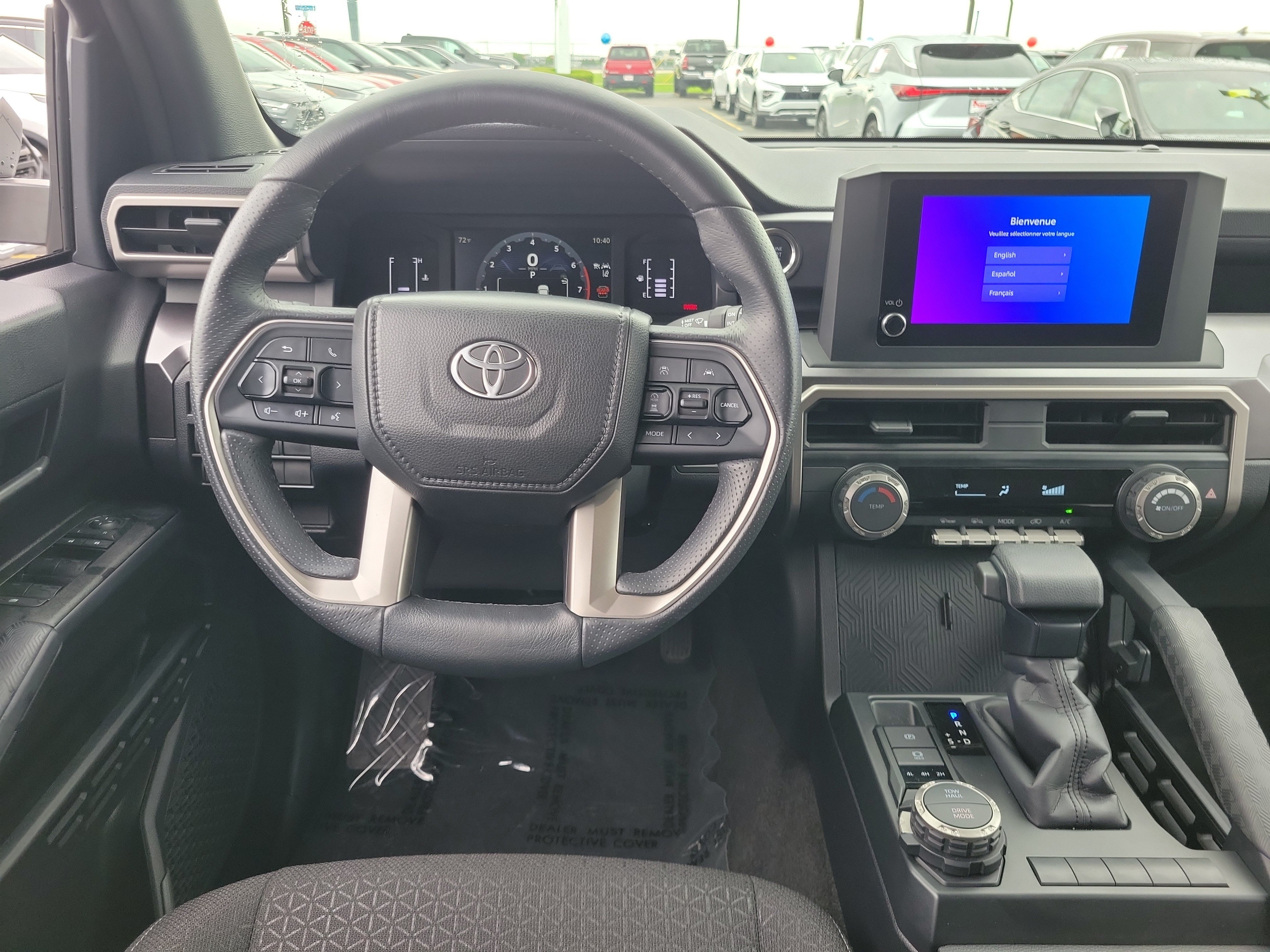 Used 2025 Toyota 4Runner SR5 AWD/4WD image 10
