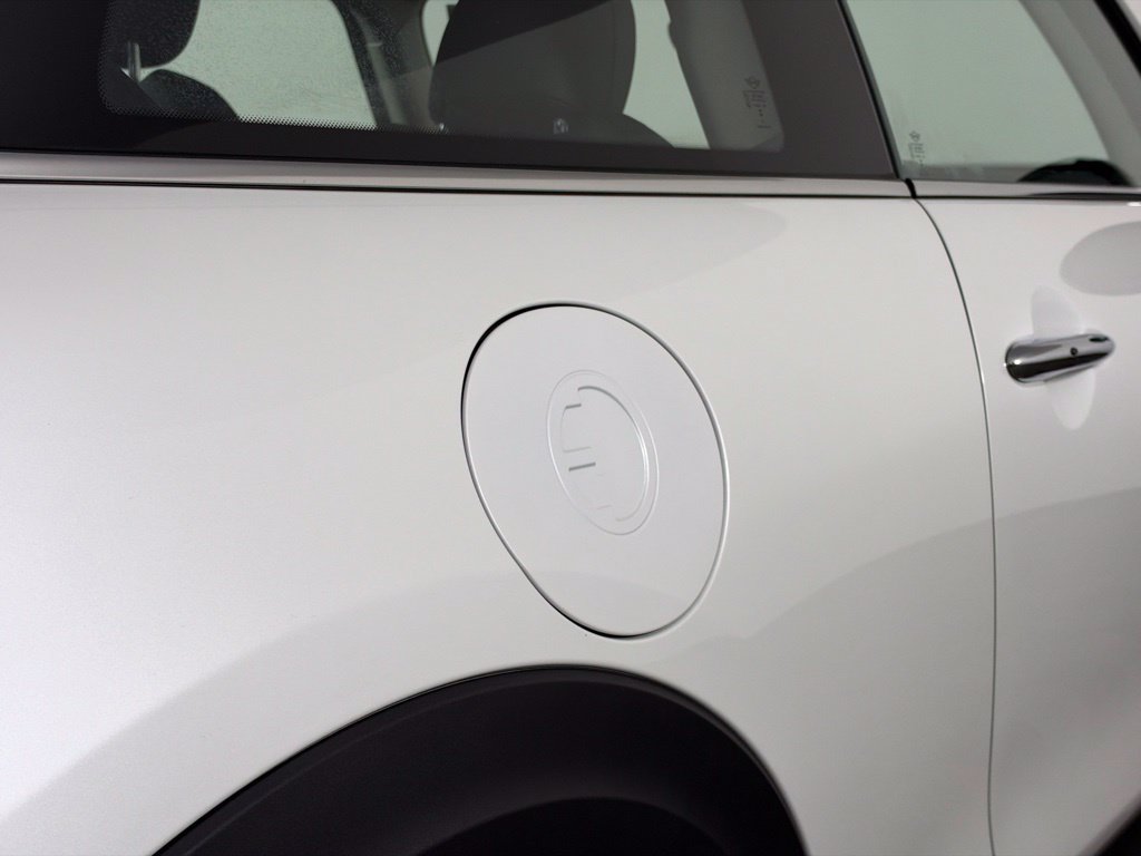 Used 2024 MINI Cooper SE FWD image 12