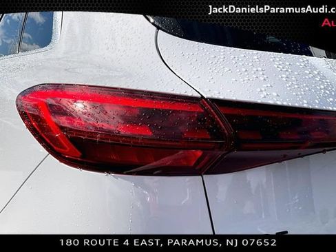 Used 2025 Audi Q5 Premium w/ Convenience Package AWD/4WD image 22