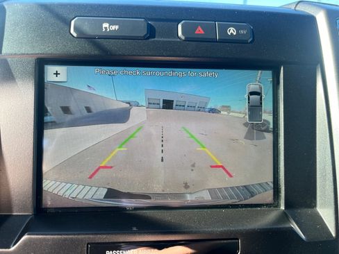 Used 2017 Ford F150 XLT w/ Equipment Group 302A Luxury image 22