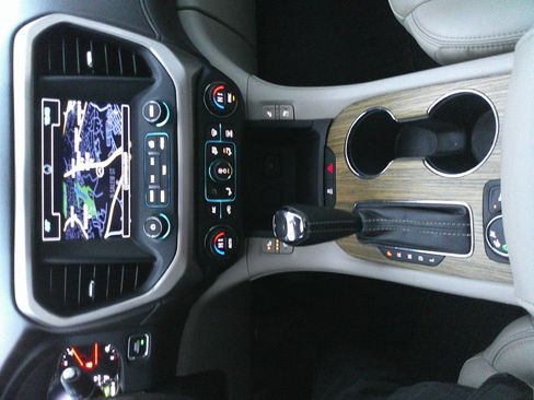 Used 2019 GMC Acadia Denali w/ Technology Package image 27