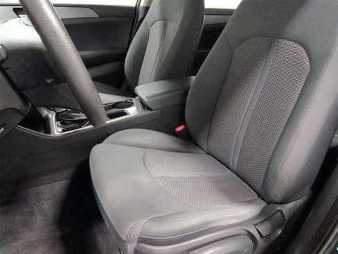 Used 2018 Hyundai Sonata SE image 17