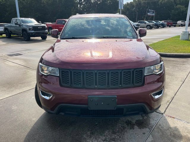 Used 2021 Jeep Grand Cherokee Laredo w/ Security & Convenience Group AWD/4WD image 10