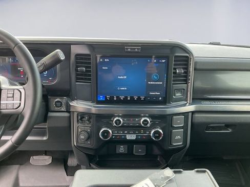 Certified 2025 Ford F450 Lariat w/ FX4 Off-Road Package AWD/4WD image 11