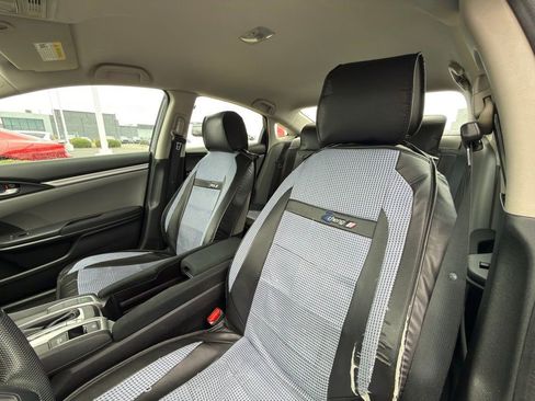 Used 2018 Honda Civic LX image 13