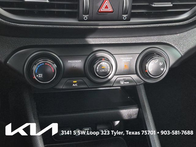 Certified 2021 Kia Forte Sedan FWD image 32