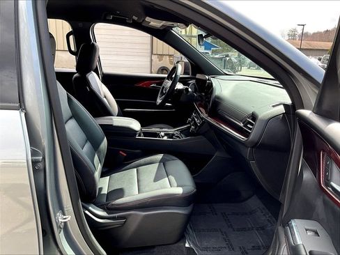 Used 2026 Chevrolet Traverse Z71 w/ LPO, Floor Liner Package image 14