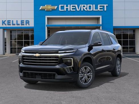 New 2026 Chevrolet Traverse LT w/ Driver Confidence Package FWD image 6