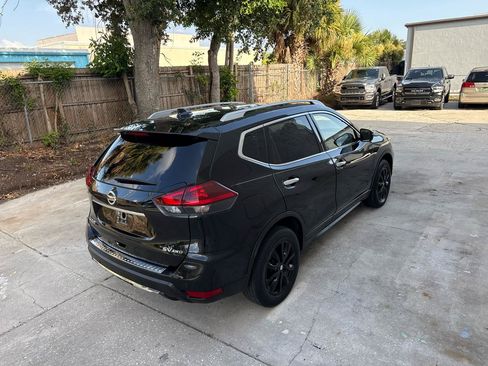 Used 2020 Nissan Rogue SV AWD/4WD image 5