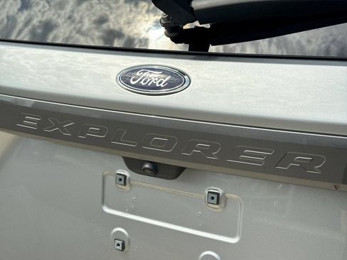 Certified 2023 Ford Explorer XLT w/ Equipment Group 202A AWD/4WD image 12