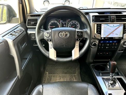 Used 2022 Toyota 4Runner Limited AWD/4WD image 23