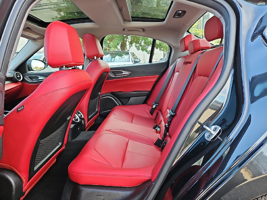 Used 2021 Alfa Romeo Giulia Ti w/ Active Assist 2 Package TI AWD/4WD image 12