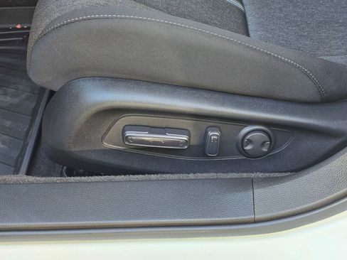 Used 2025 Honda Accord Sport image 13