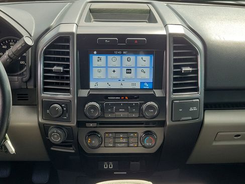 Used 2017 Ford F150 XLT w/ Equipment Group 302A Luxury image 18