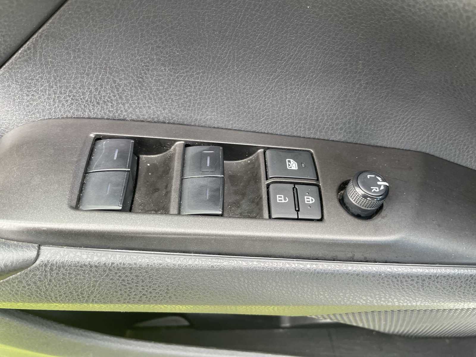Used 2024 Toyota Camry LE FWD image 14