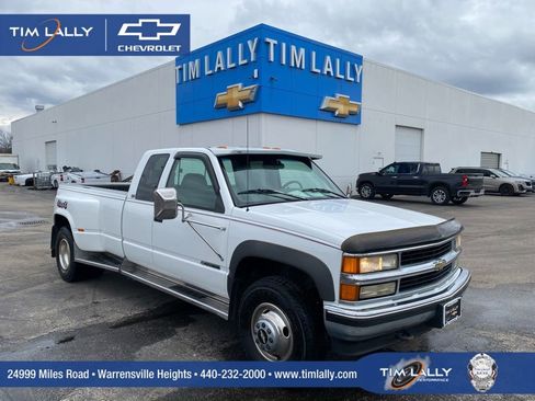 Used 1996 Chevrolet Silverado 3500 4x4 Extended Cab image 1