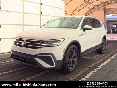 Used 2024 Volkswagen Tiguan SE