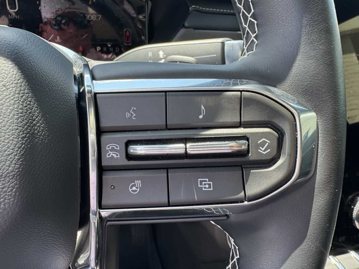 Used 2025 GMC Acadia Denali w/ Super Cruise Package AWD/4WD image 21
