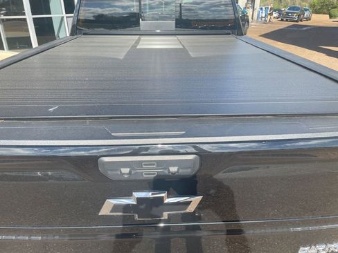 Used 2024 Chevrolet Silverado 2500 High Country w/ High Country Premium Package image 10