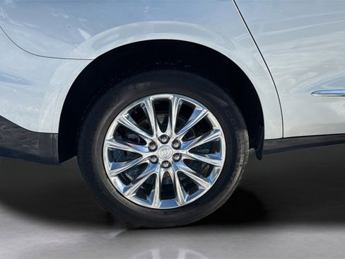 Used 2021 Buick Enclave Essence w/ Sound and Sites Package image 24