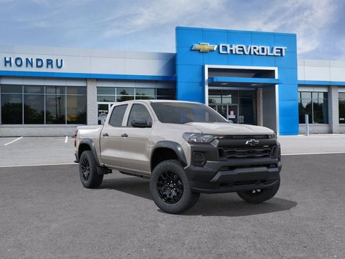 New 2026 Chevrolet Colorado Trail Boss AWD/4WD image 1