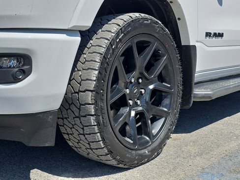 Used 2021 RAM 1500 Laramie AWD/4WD image 12