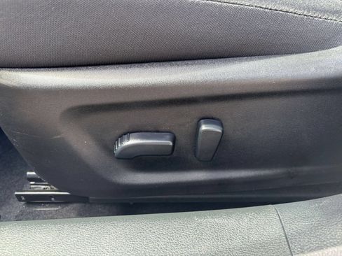 Used 2025 Nissan Altima 2.5 SV FWD image 22