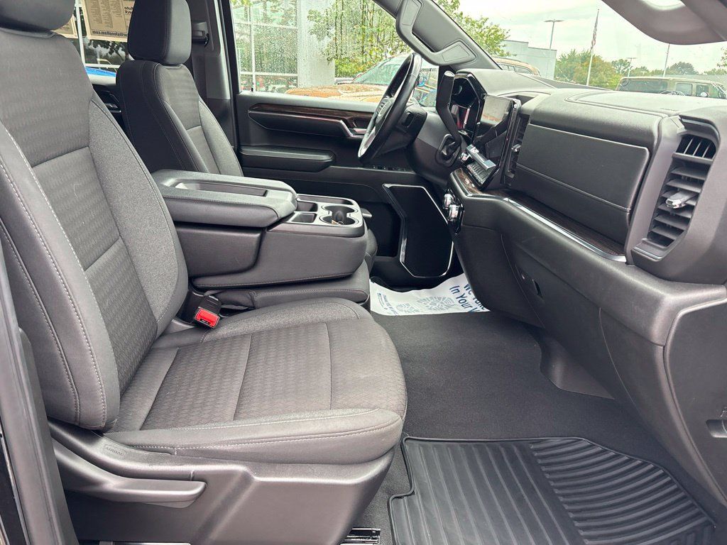 Used 2024 GMC Sierra 1500 Elevation AWD/4WD image 27