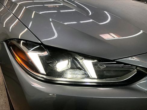 Used 2025 BMW i4 eDrive40 w/ Premium Package RWD image 27