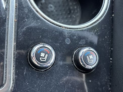 Used 2022 Nissan Maxima SR w/ Sport Mat Group image 41