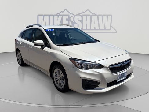 Used 2017 Subaru Impreza 2.0i Premium AWD/4WD image 7