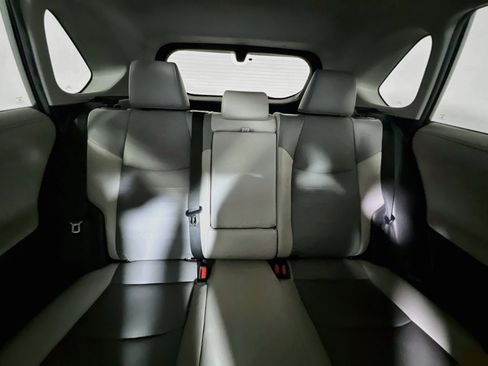 Used 2021 Toyota RAV4 Limited AWD/4WD image 31