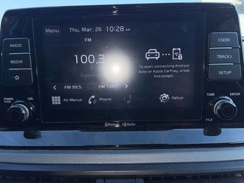 Used 2023 Kia Seltos LX image 10