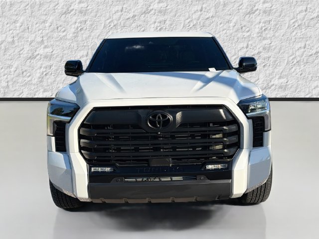Used 2025 Toyota Tundra Limited AWD/4WD image 8