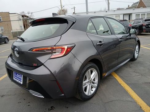 Used 2022 Toyota Corolla SE w/ SE Preferred Package image 4